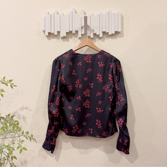 Keepsake Infinity Long Sleeve Wrap Blouse Top Black Ditsy Size XS NWT - Picture 4 of 6